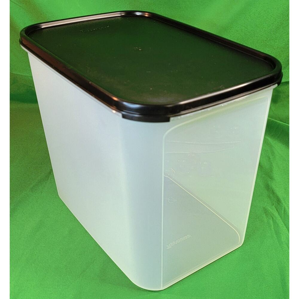 NEW Tupperware Modular Mates 2170 Rectangle #4 37 Cups w/ Black Seal Lid 1610